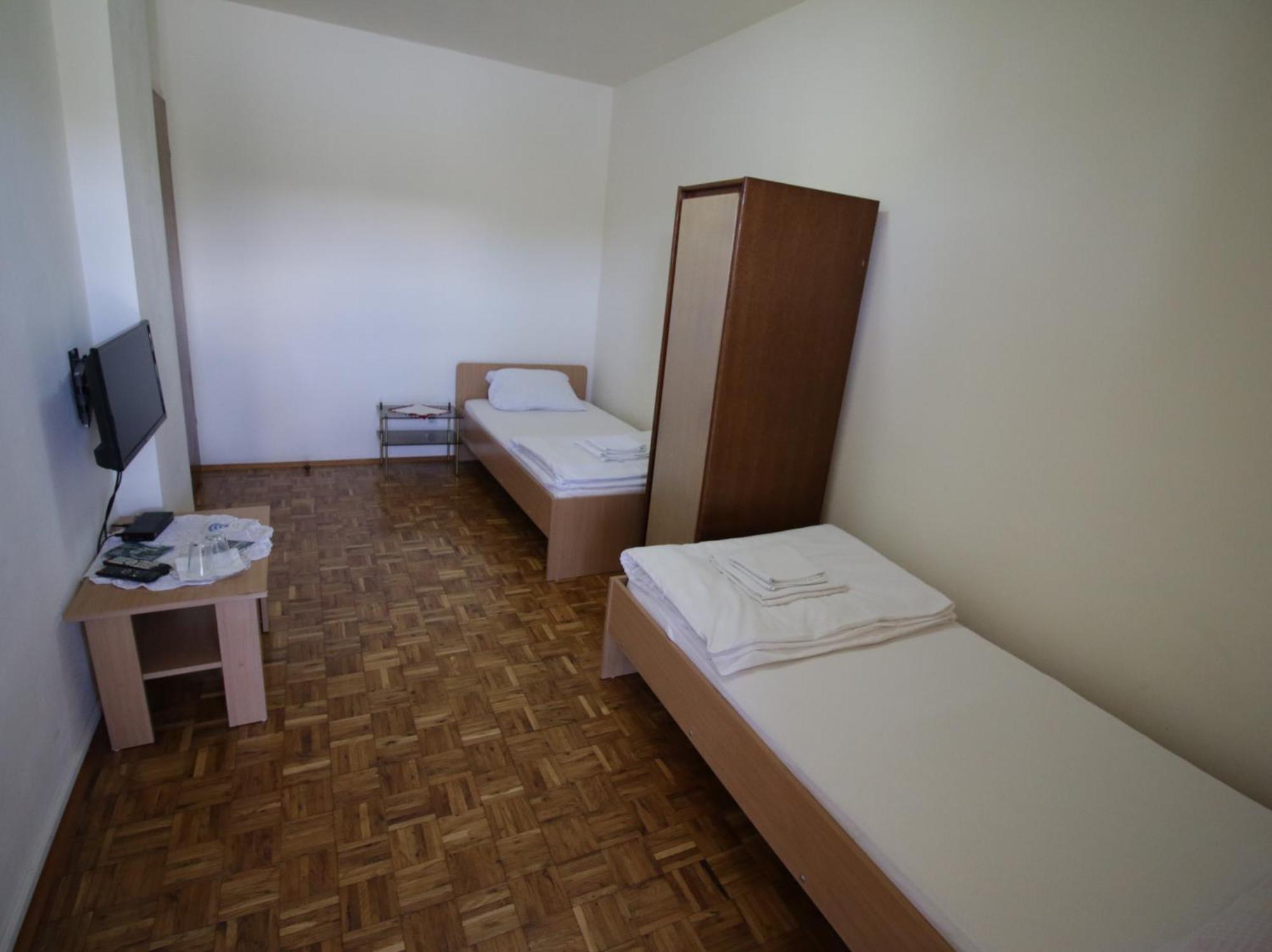 Rooms Jankovic ドニー・ミラノヴァツ エクステリア 写真